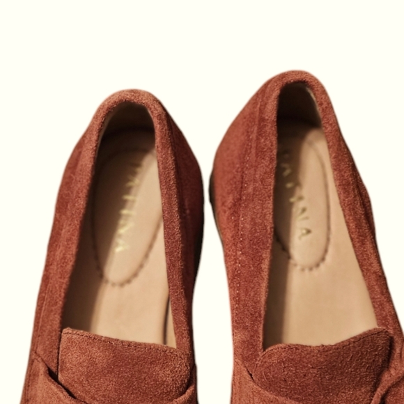 Patina Women's Suede Rust Loafers Size 7 - Picture 3 of 8